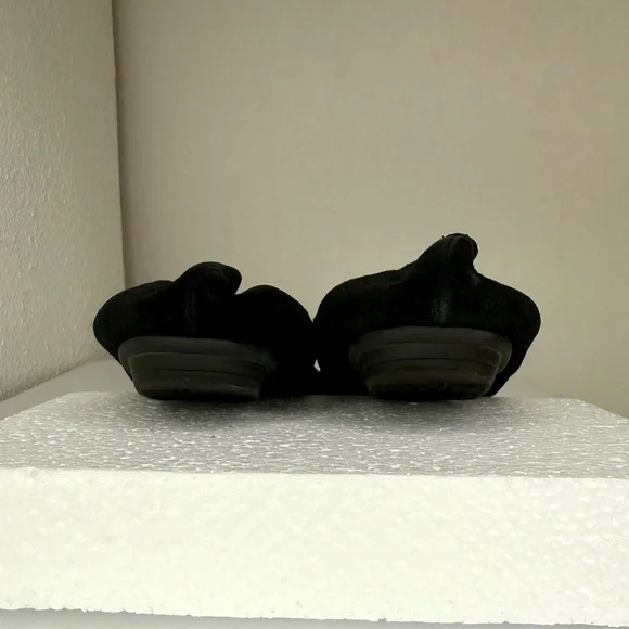 Earth Breeze Women’s Slip on Black Suede Ballet Flats SZ 7B - Picture 11 of 12